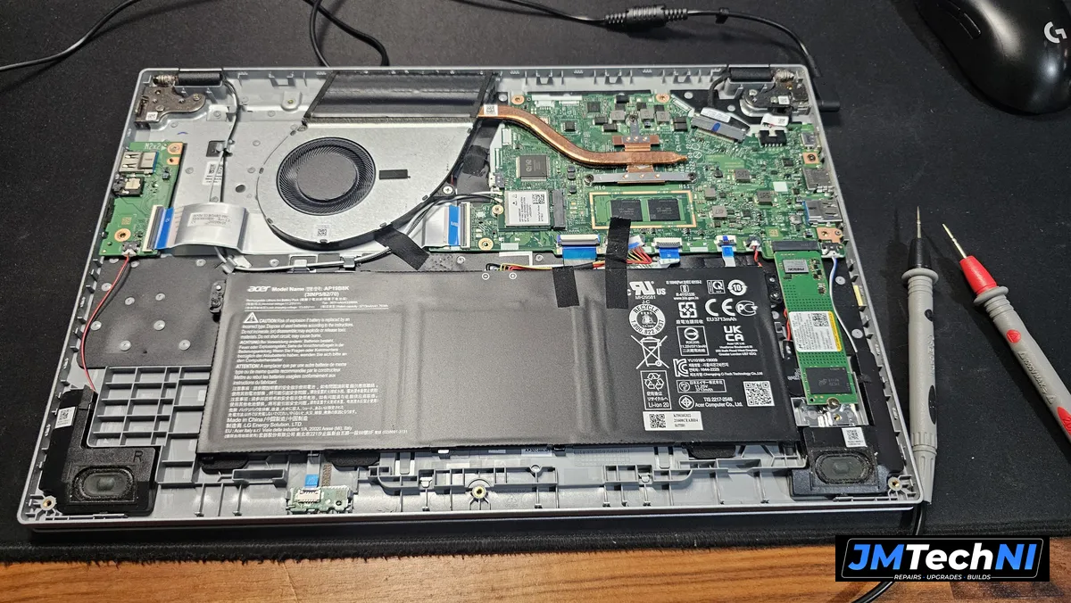 Laptop stripped down for diagnosis